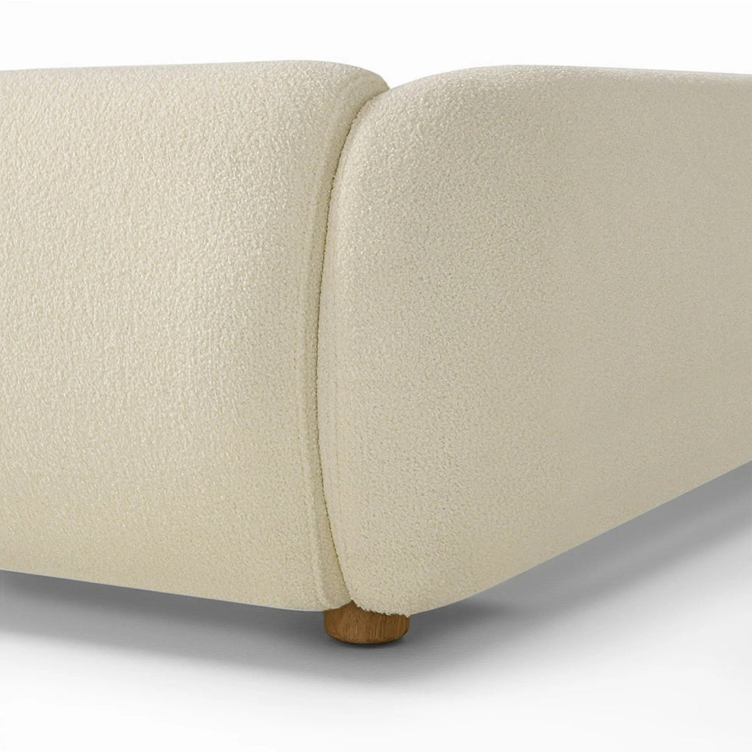 Renard Bouclé Bed - Exclusivia