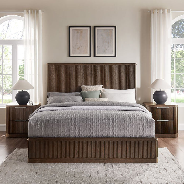 Toren 5 - Piece Fluted Bedroom Set - Exclusivia