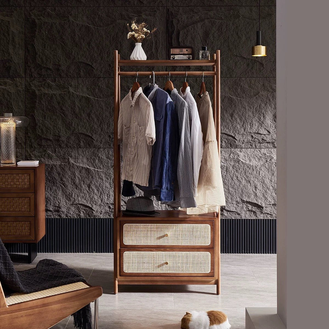 VINTANA Rattan Standing Coat Rack - Exclusivia