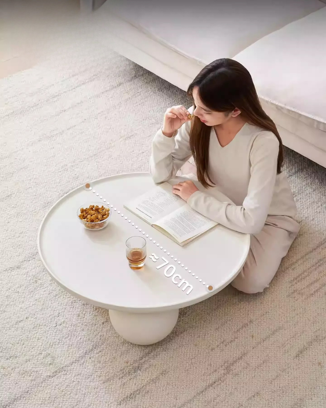 GLUVO Coffee Table features