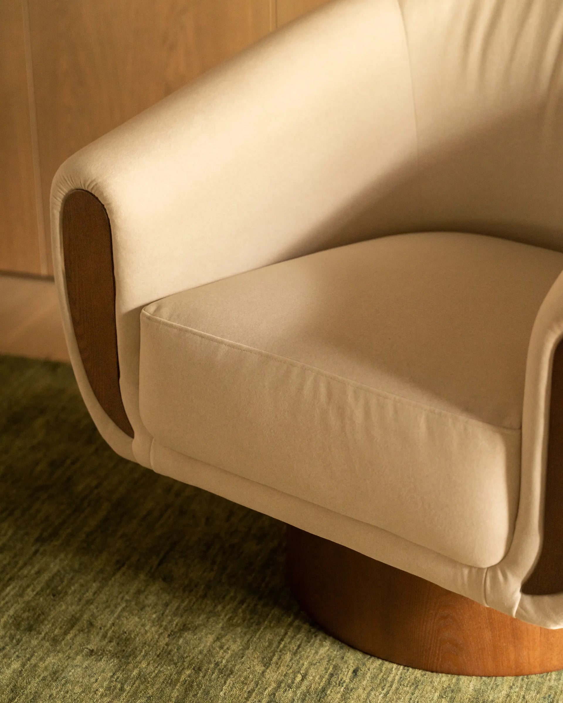Caldera Swivel Armchair, 87 cm
