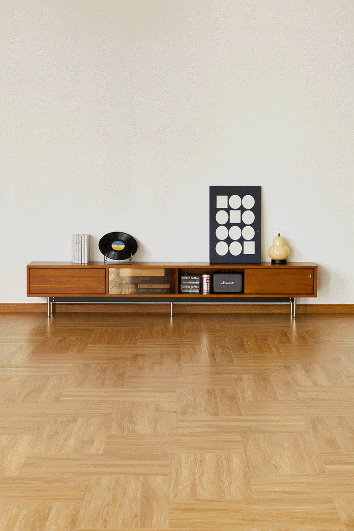 Oaklane Retro TV Console