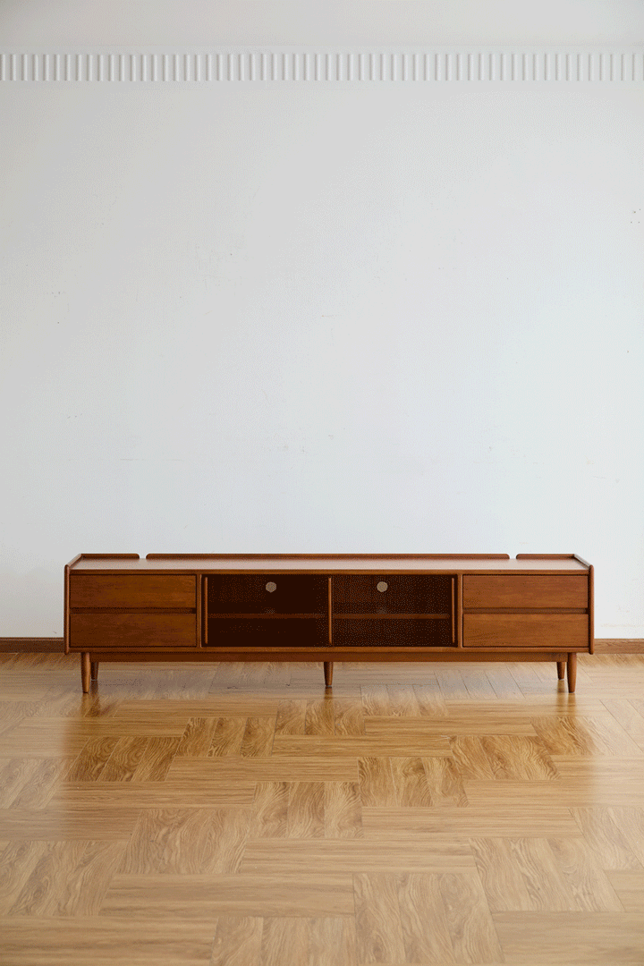 Retrova TV Console