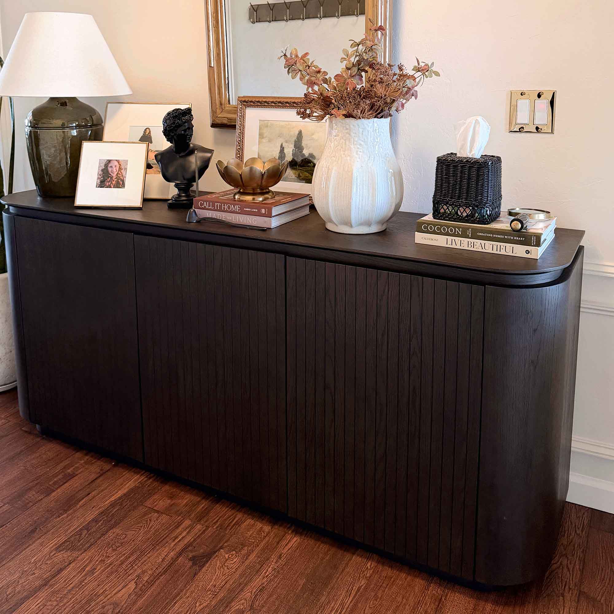 Elvar 180 cm Curved Sideboard