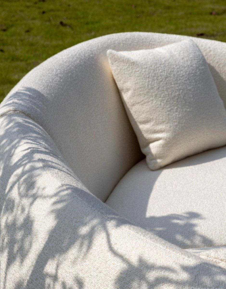 Gisla Performance Boucle Curve Sofa - Exclusivia