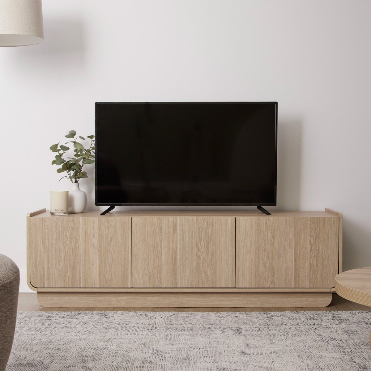 Hale Entertainment Unit, 150 cm - Exclusivia