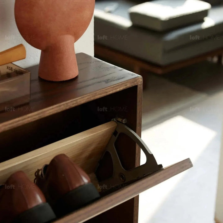 KALMAR Wood Shoe Cabinet - Exclusivia