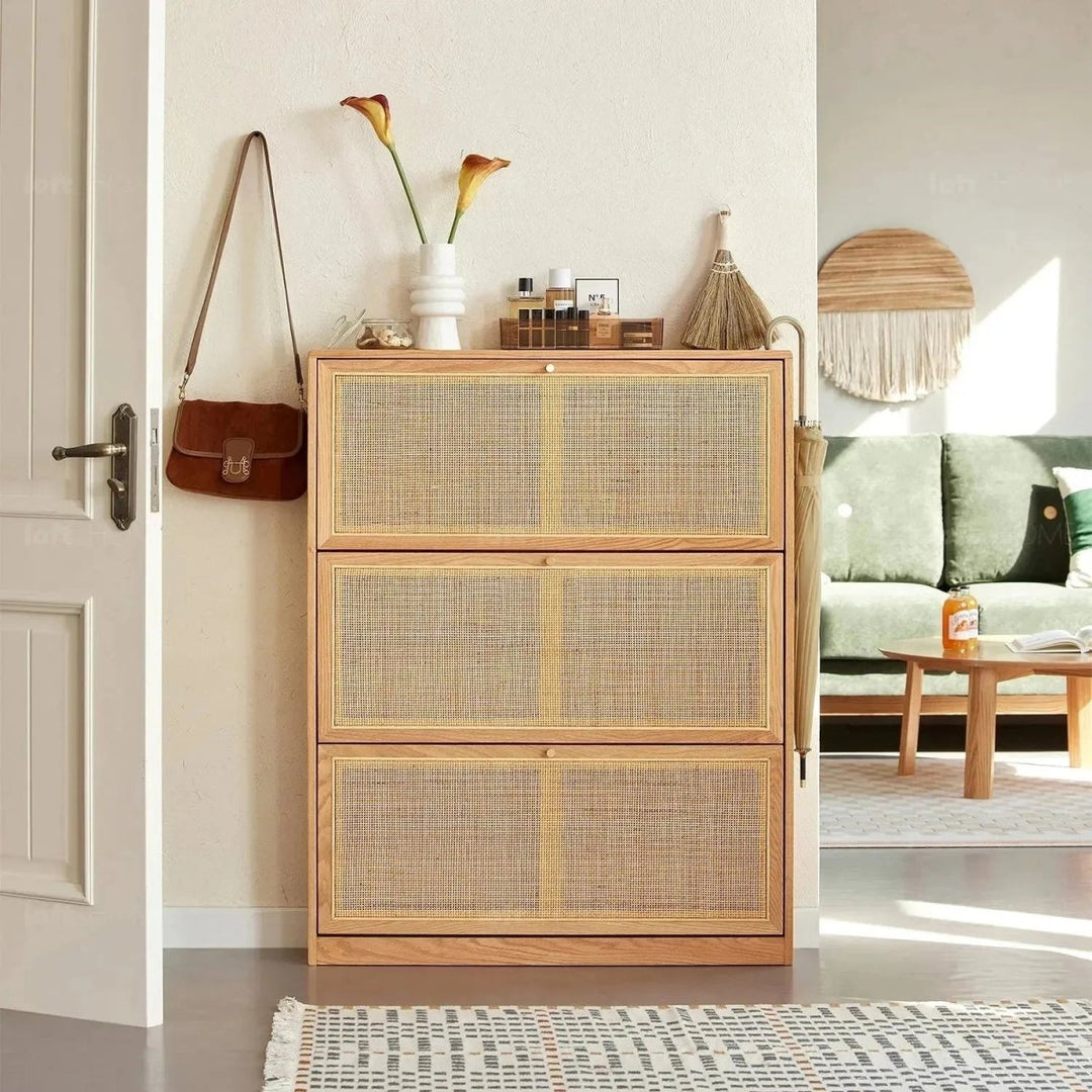 KALMAR Wood Shoe Cabinet - Exclusivia