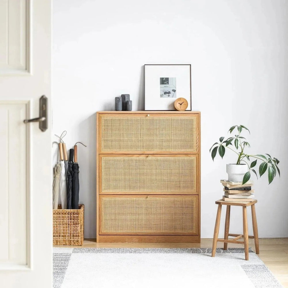KALMAR Wood Shoe Cabinet - Exclusivia
