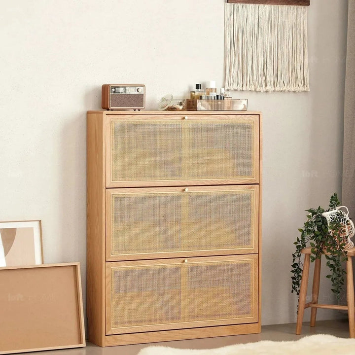 KALMAR Wood Shoe Cabinet - Exclusivia