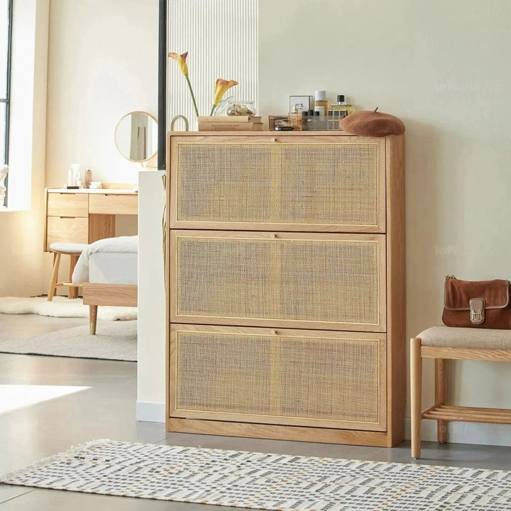 KALMAR Wood Shoe Cabinet - Exclusivia