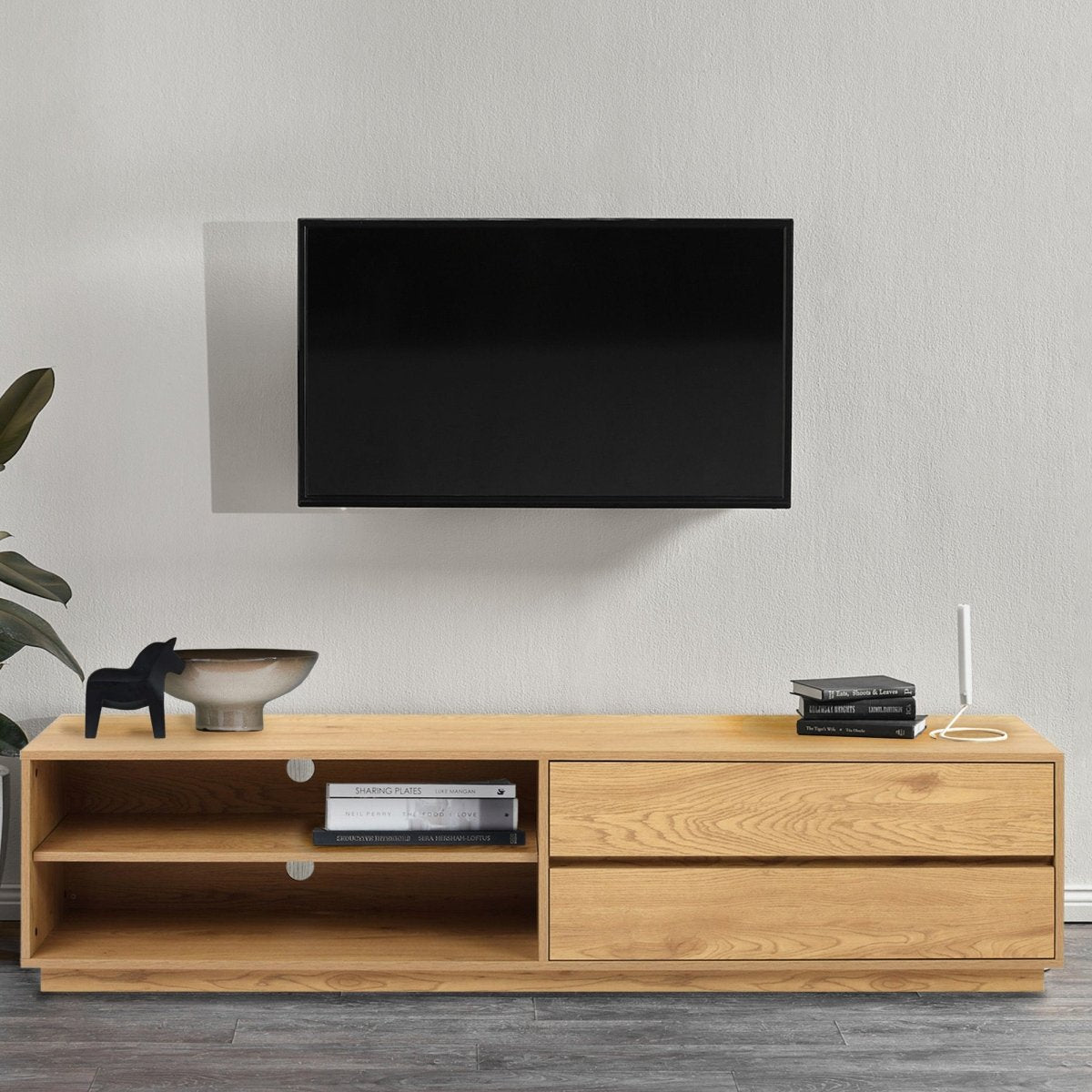 Linea Oak Media Console, 180 cm - Exclusivia