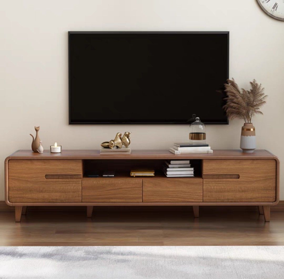 TORAQ TV Console