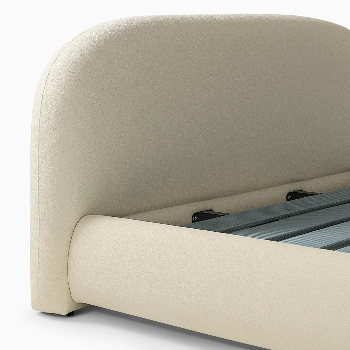 Renard Bouclé Bed - Exclusivia