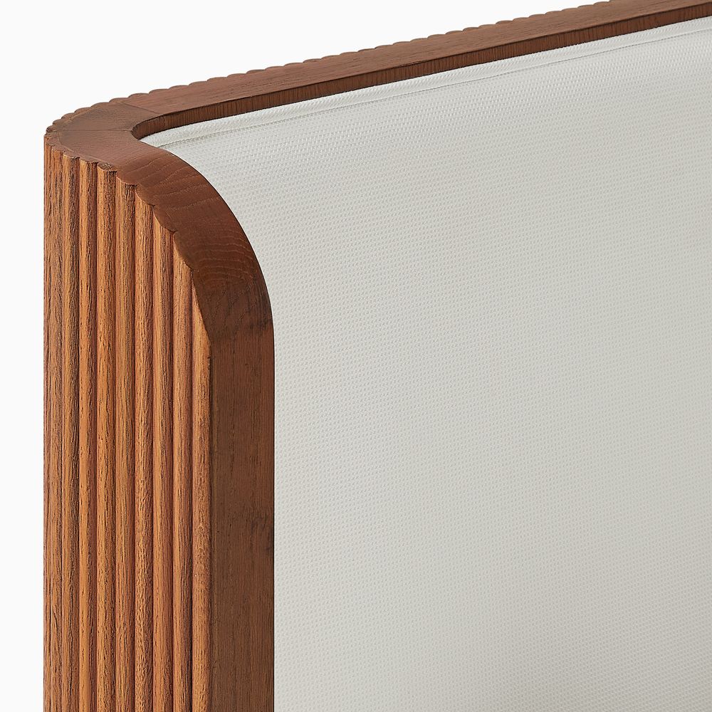 Runa Fluted Solid Oak Bed, Queen & King - Exclusivia