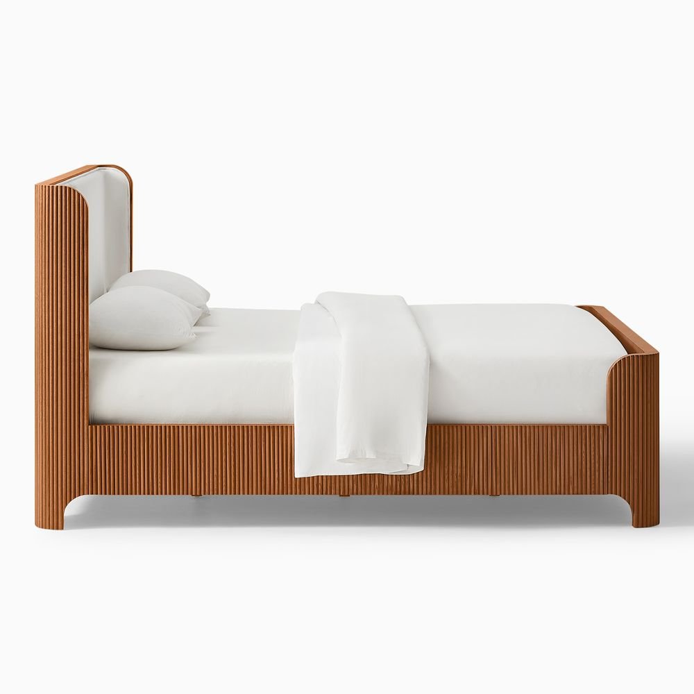 Runa Fluted Solid Oak Bed, Queen & King - Exclusivia