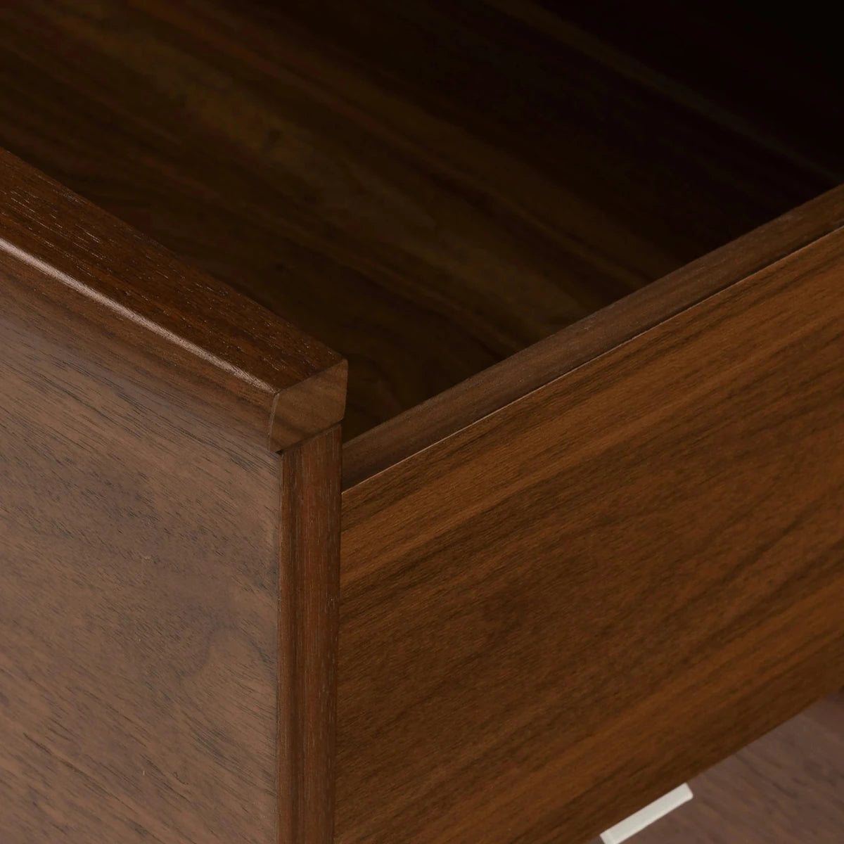 Soren Vale Chest - Exclusivia