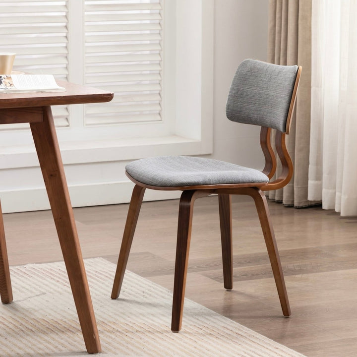 Tivaro Studio Chair - Exclusivia