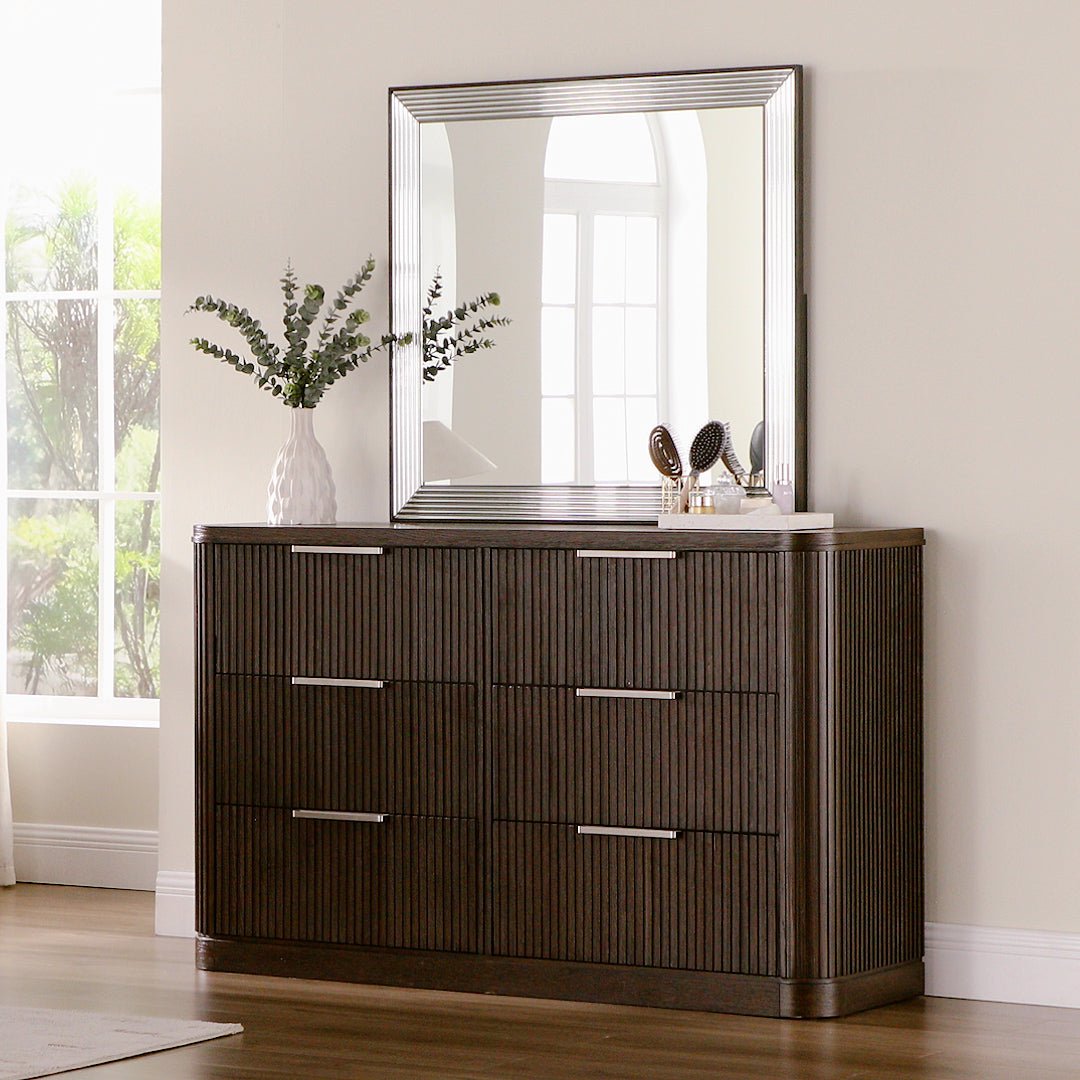 Toren 6 - Drawer Fluted Dresser, 160 cm - Exclusivia