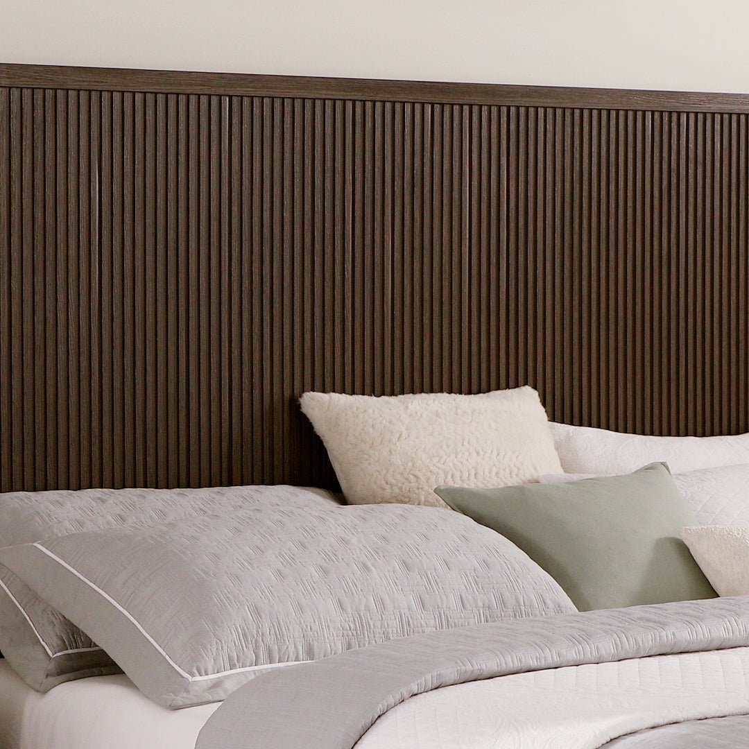 Toren Fluted Bed, Queen & King - Exclusivia