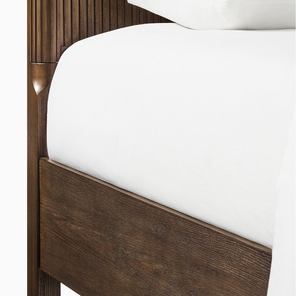 Toren Fluted Bed, Queen & King - Exclusivia