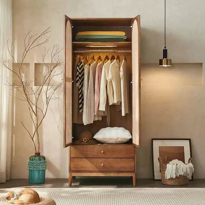 VINTANA Nordic Rattan Wardrobe - Exclusivia