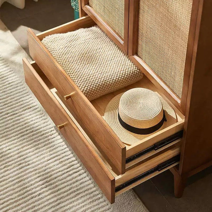 VINTANA Nordic Rattan Wardrobe - Exclusivia