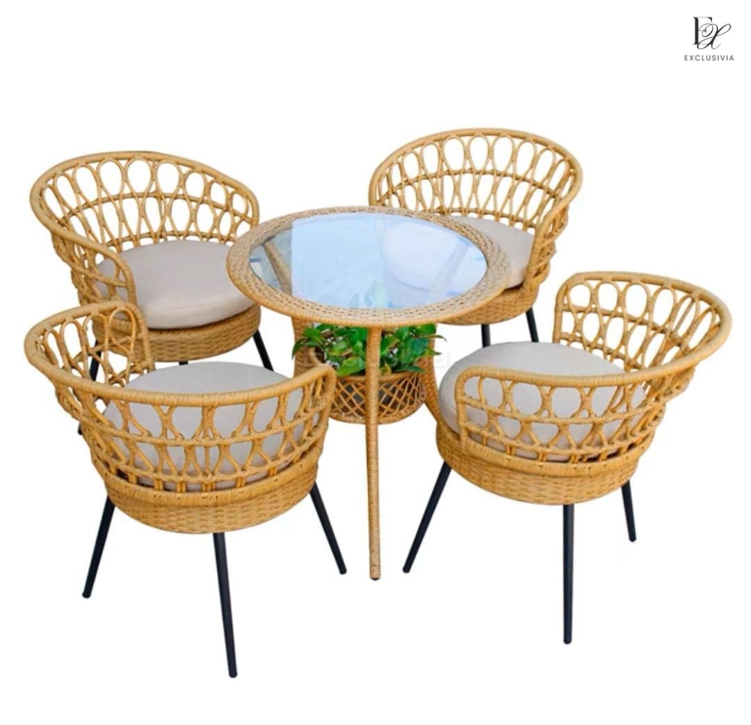 FEIN Outdoor Rattan Dining Table & Bench - Exclusivia