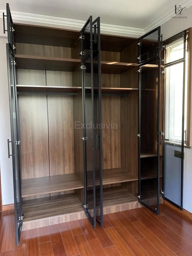 MICA Glass Wardrobe - Exclusivia